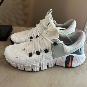 Very Nice sneaker